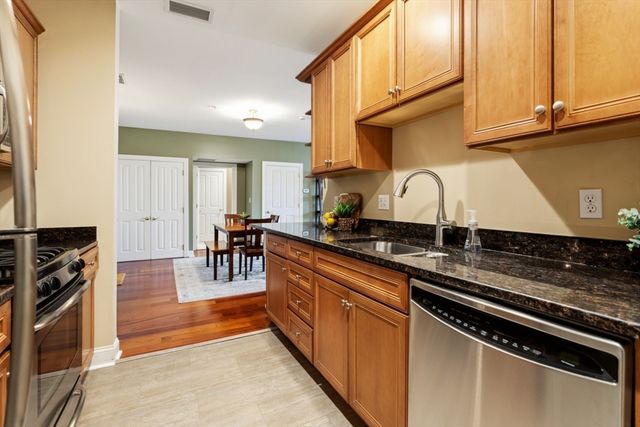 248 Albion Street 215, Wakefield, MA 01880