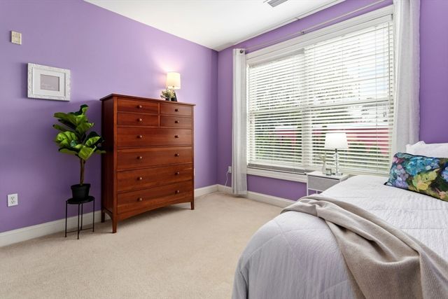248 Albion Street 215, Wakefield, MA 01880