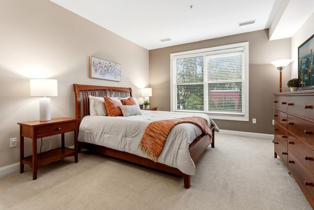 248 Albion Street 215, Wakefield, MA 01880