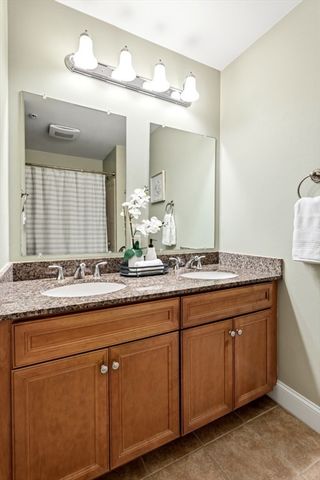248 Albion Street 215, Wakefield, MA 01880