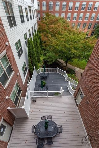 248 Albion Street 215, Wakefield, MA 01880