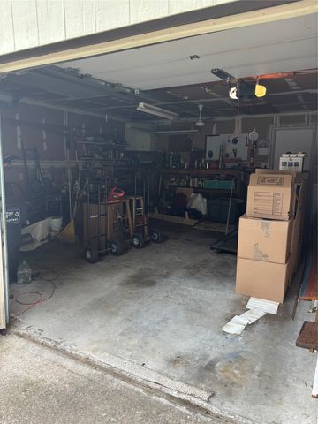 3817 Wedgworth Road S, Fort Worth, TX 76133