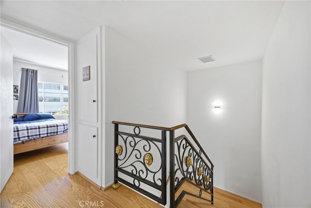 5477 Nestle Avenue 11, Tarzana, CA 91356