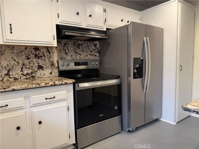 5477 Nestle Avenue 11, Tarzana, CA 91356