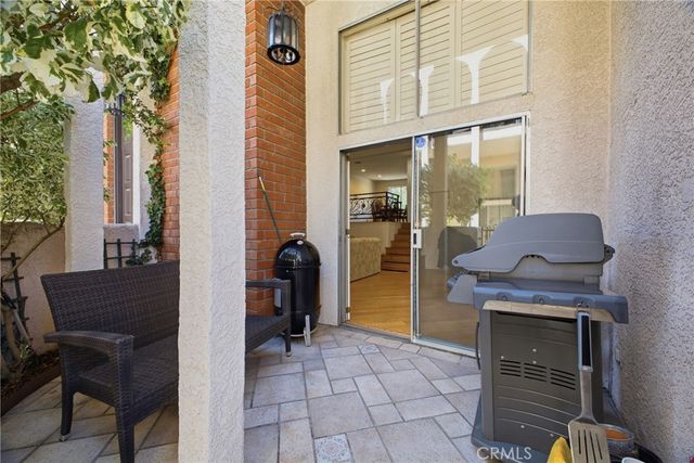 5477 Nestle Avenue 11, Tarzana, CA 91356