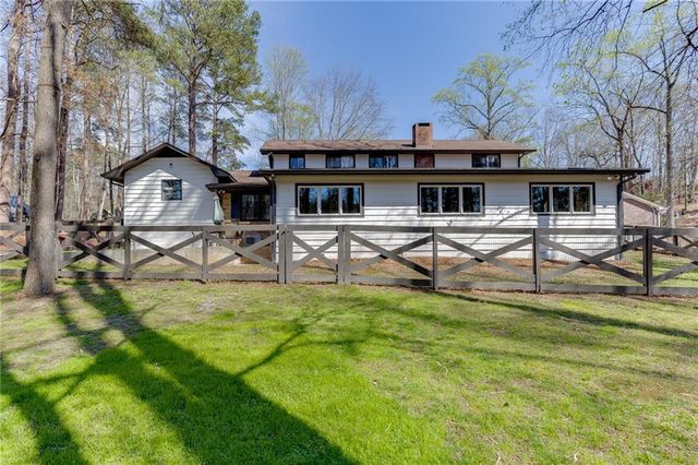 5984 Dolvin Lane, Buford, GA 30518