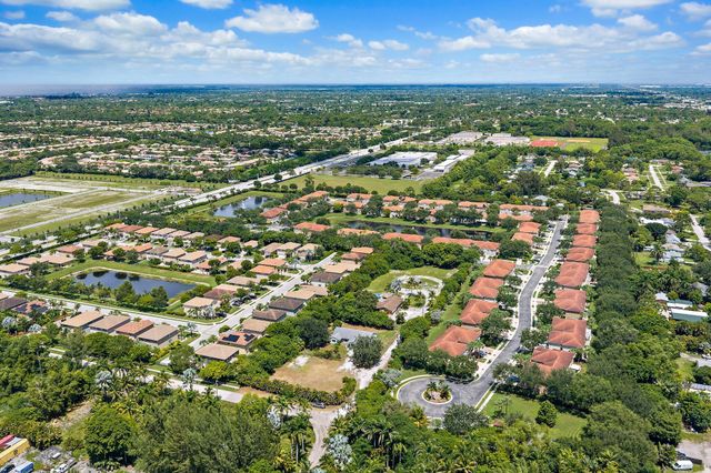 4833 Nash Trail, Lake Worth, FL 33463
