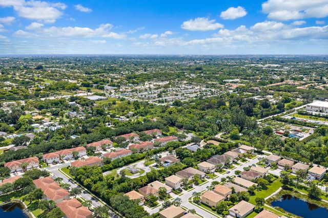 4833 Nash Trail, Lake Worth, FL 33463