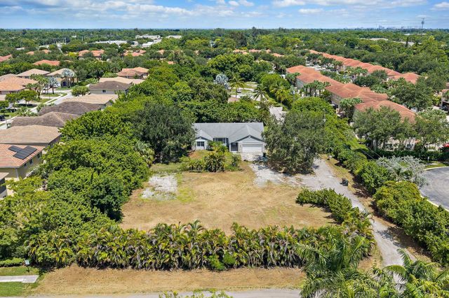 4833 Nash Trail, Lake Worth, FL 33463