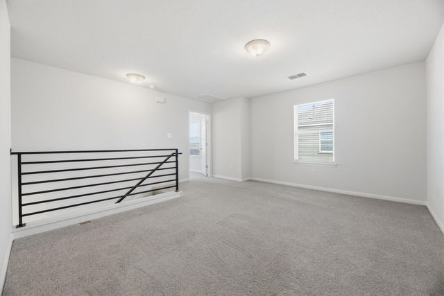 211 Silver Glen DR, Kyle, TX 78640