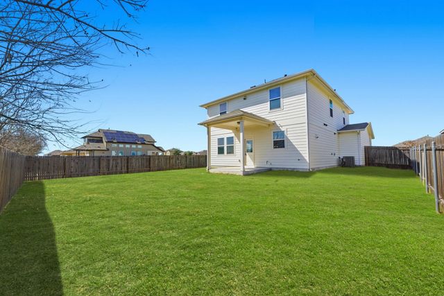 211 Silver Glen DR, Kyle, TX 78640