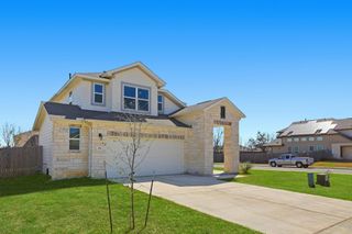 211 Silver Glen DR, Kyle, TX 78640