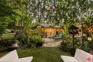 4009 Woodman, Sherman Oaks, CA 91423