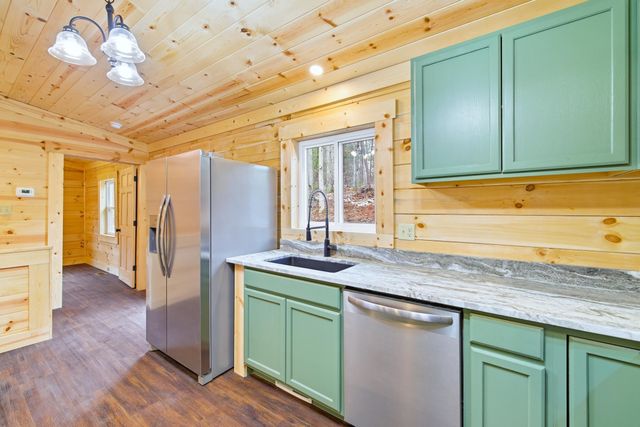 875 WILLOW LN, Mt Jackson, VA 22842