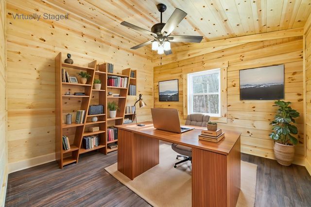 875 WILLOW LN, Mt Jackson, VA 22842