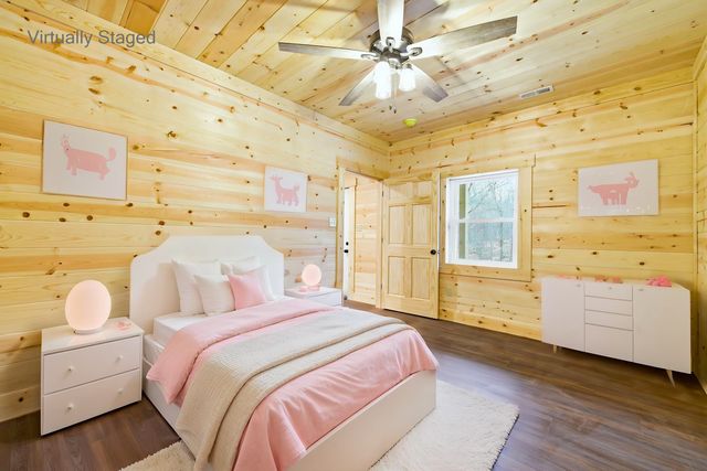 875 WILLOW LN, Mt Jackson, VA 22842