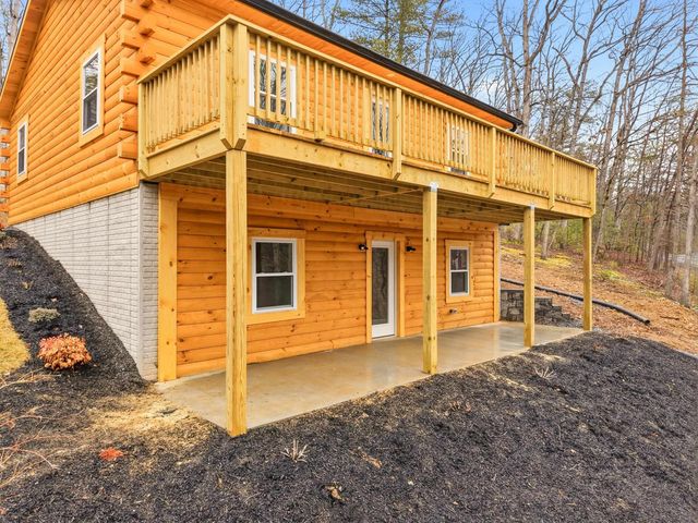 875 WILLOW LN, Mt Jackson, VA 22842