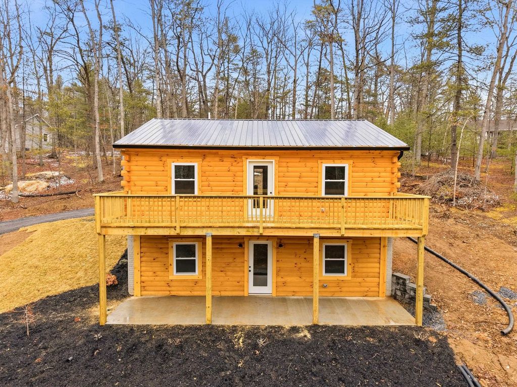 875 WILLOW LN, Mt Jackson, VA 22842