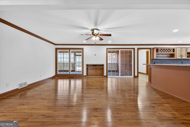 916 Highway 36 W, Barnesville, GA 30204