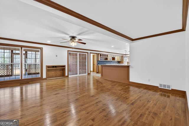 916 Highway 36 W, Barnesville, GA 30204