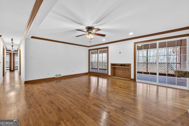 916 Highway 36 W, Barnesville, GA 30204