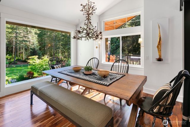 32511 SE 111th Place, Issaquah, WA 98027