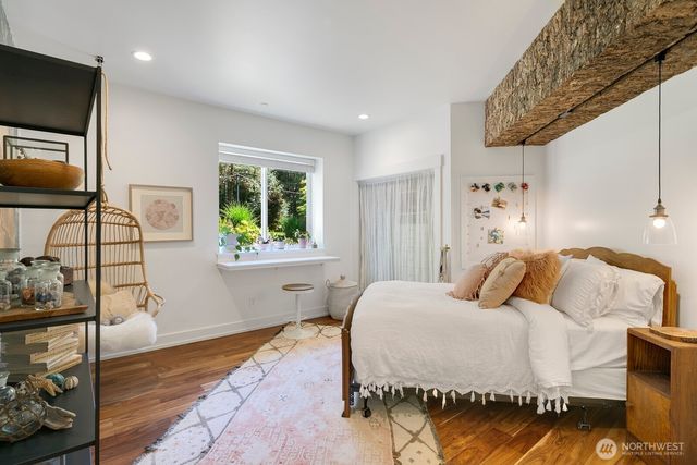 32511 SE 111th Place, Issaquah, WA 98027