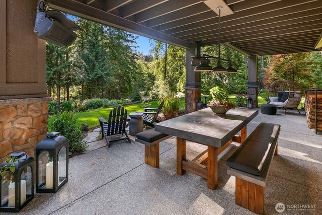 32511 SE 111th Place, Issaquah, WA 98027
