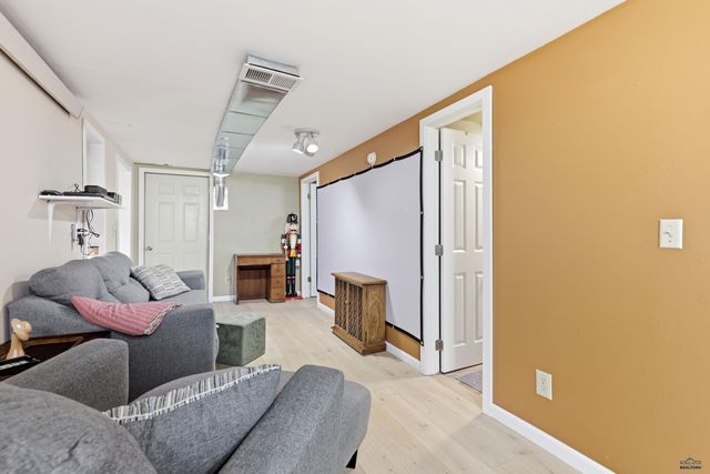 416 MATTHEW ST, Lead, SD 57754