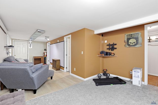 416 MATTHEW ST, Lead, SD 57754