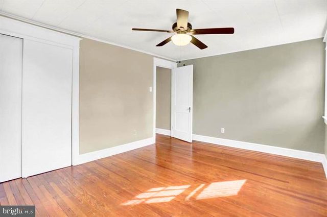 19 MAPLE RD, York, PA 17403