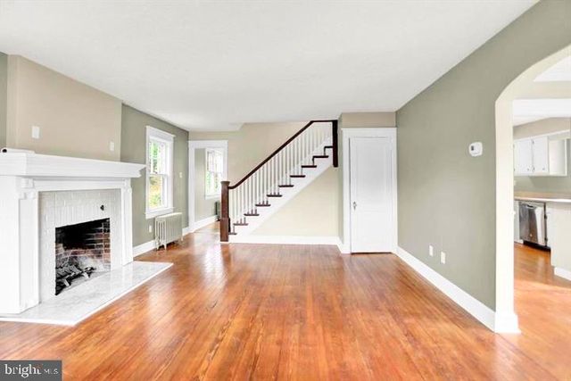 19 MAPLE RD, York, PA 17403