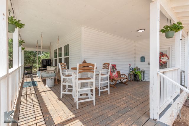 757 Maxwell Street, Buffalo Gap, TX 79508