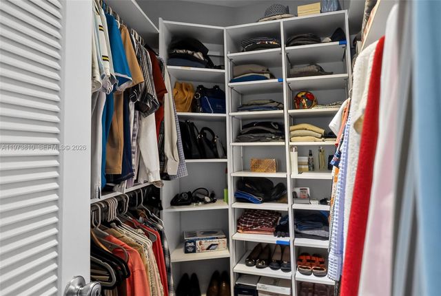 3000 Holiday Dr 1505, Fort Lauderdale, FL 33316