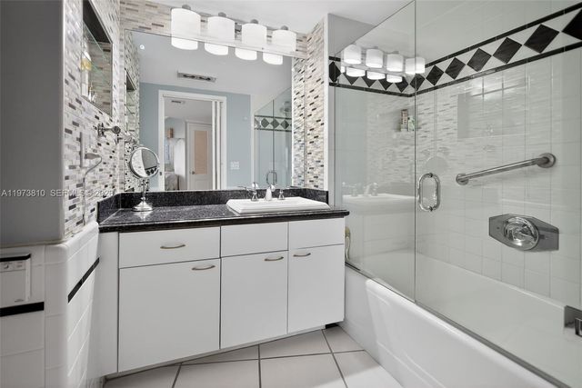 3000 Holiday Dr 1505, Fort Lauderdale, FL 33316