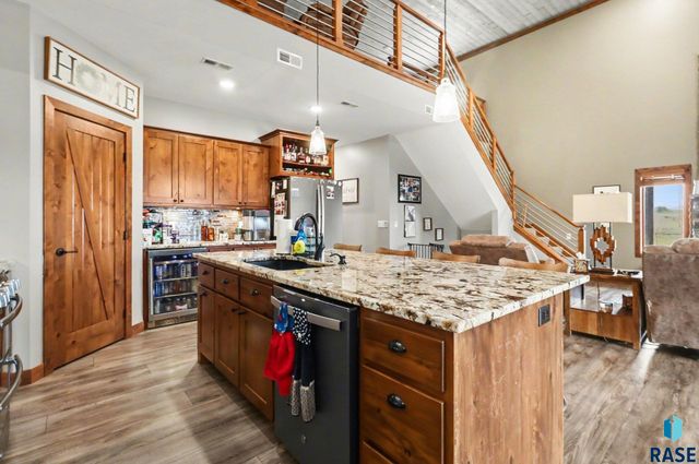 27404 470th Ave Avenue, Lennox, SD 57039