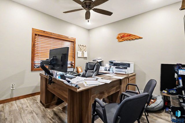 27404 470th Ave Avenue, Lennox, SD 57039