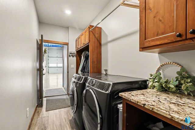 27404 470th Ave Avenue, Lennox, SD 57039