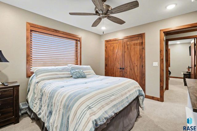 27404 470th Ave Avenue, Lennox, SD 57039