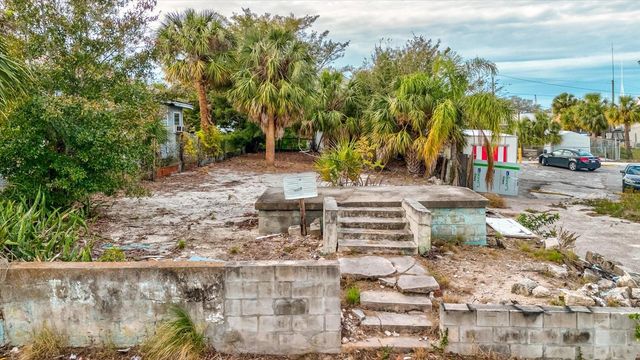 ATHENS STREET, Tarpon Springs, FL 34689