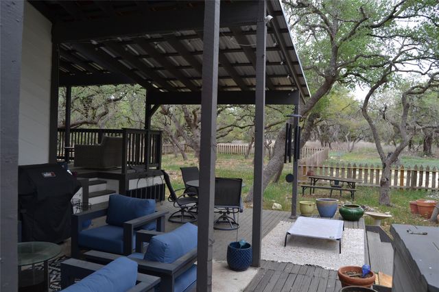 4016 McGregor LN, Dripping Springs, TX 78620
