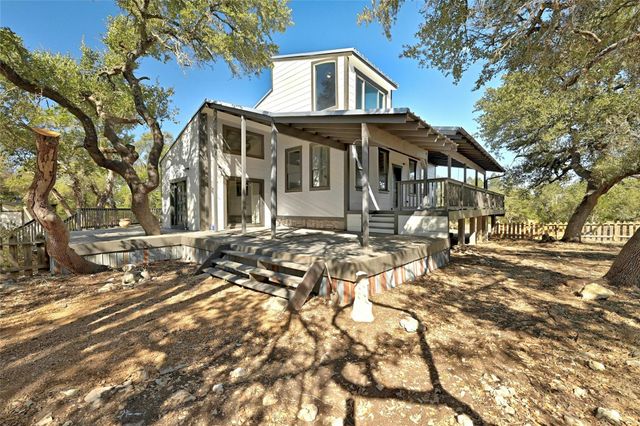 4016 McGregor LN, Dripping Springs, TX 78620