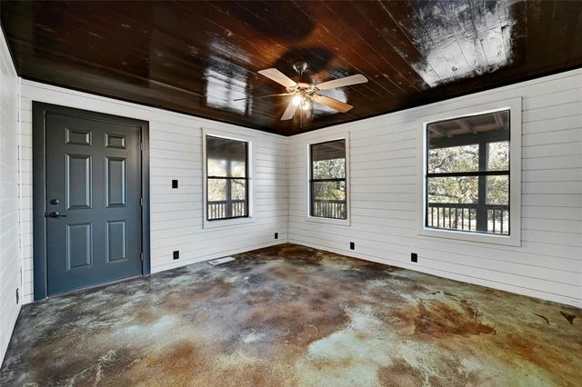 4016 McGregor LN, Dripping Springs, TX 78620