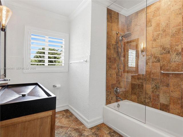 8500 SW 70th Street, Miami, FL 33143