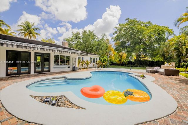 8500 SW 70th Street, Miami, FL 33143