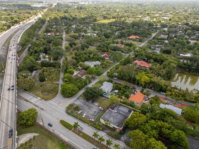 8500 SW 70th Street, Miami, FL 33143