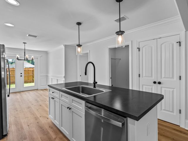 43 Sioux Trail, Crawfordville, FL 32327