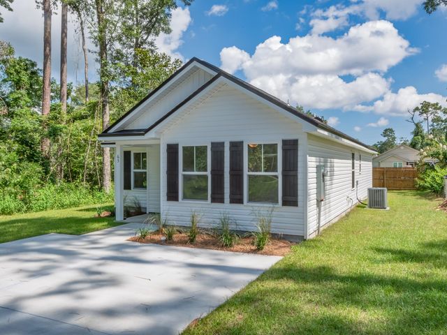 43 Sioux Trail, Crawfordville, FL 32327