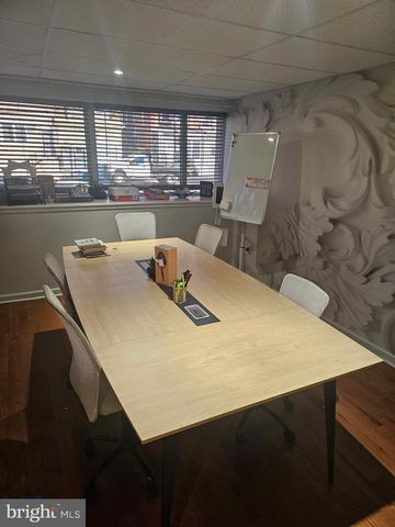 4032 W GIRARD AVE, Philadelphia, PA 19104