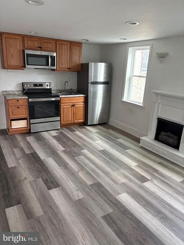 4032 W GIRARD AVE, Philadelphia, PA 19104